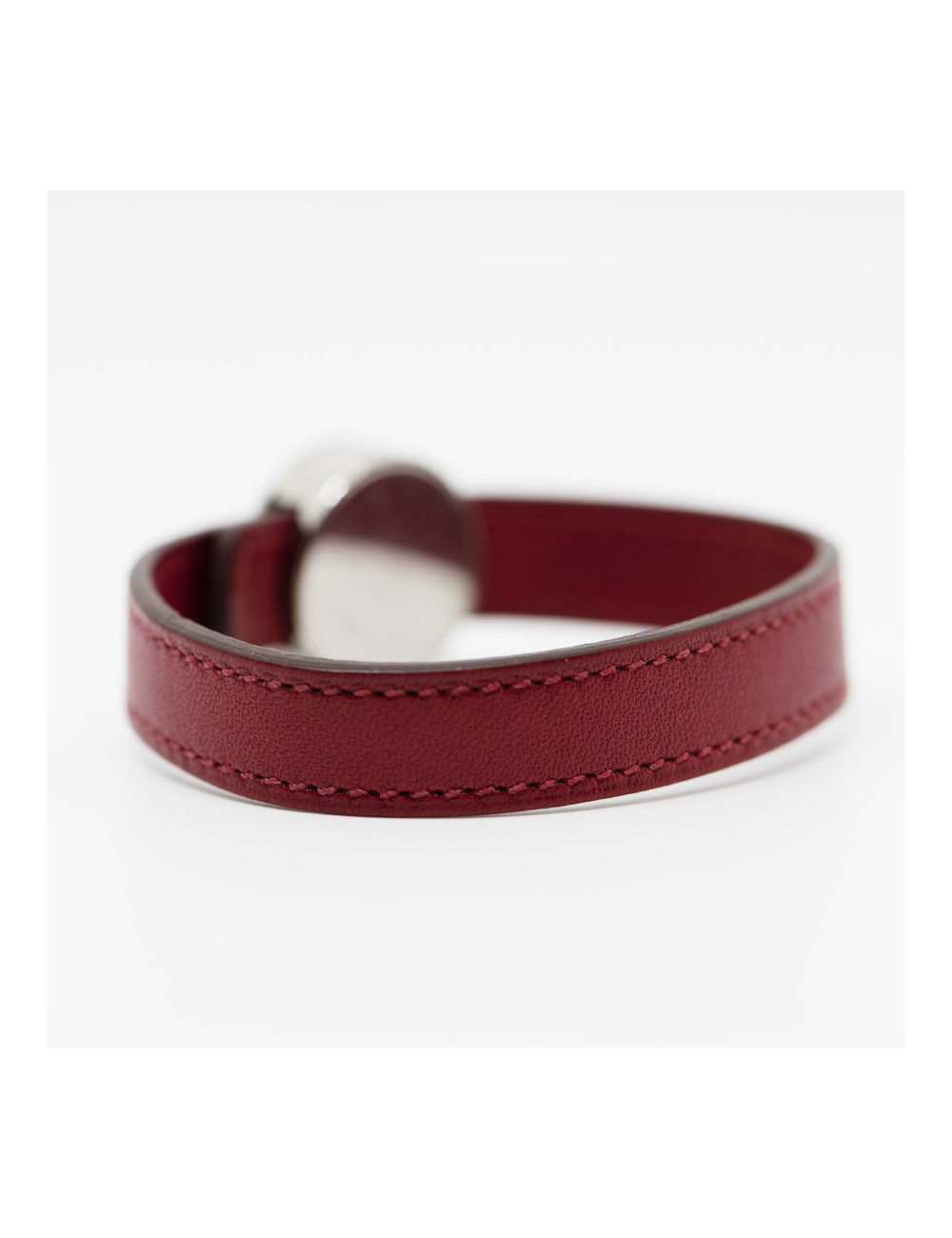 xxx Bracelet HERMES clou de selle cuir cerise