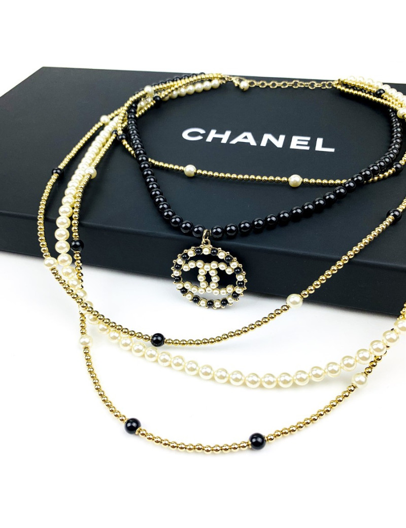 Collier chanel Multirangs perles