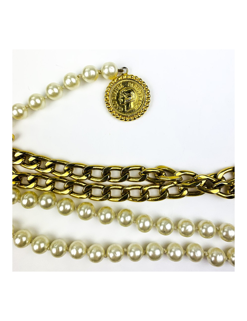 Ceinture CHANEL triple rangs or et perles