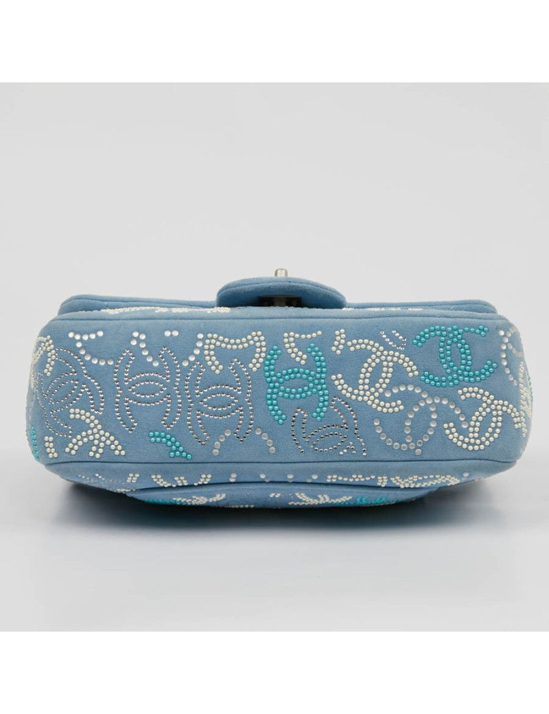 Petit sac classique CHANEL bleu perles 