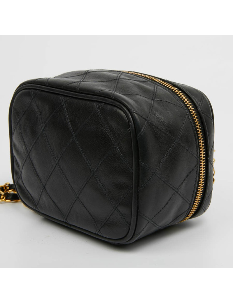 Vanity case CHANEL cuir d'agneau matelassé noir