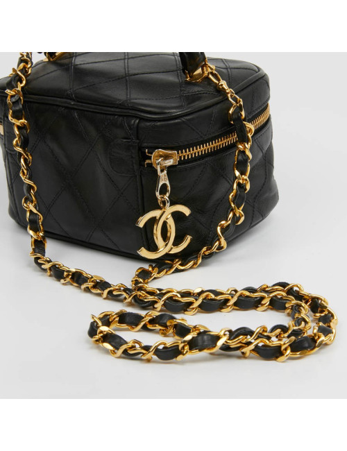 Vanity case CHANEL cuir d'agneau matelassé noir