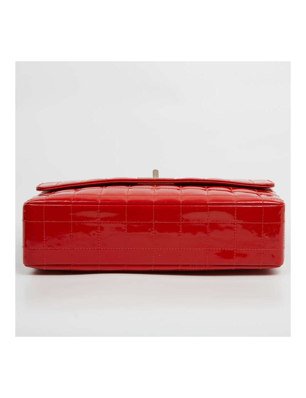 Sac 2.55 CHANEL cuir verni rouge Vintage