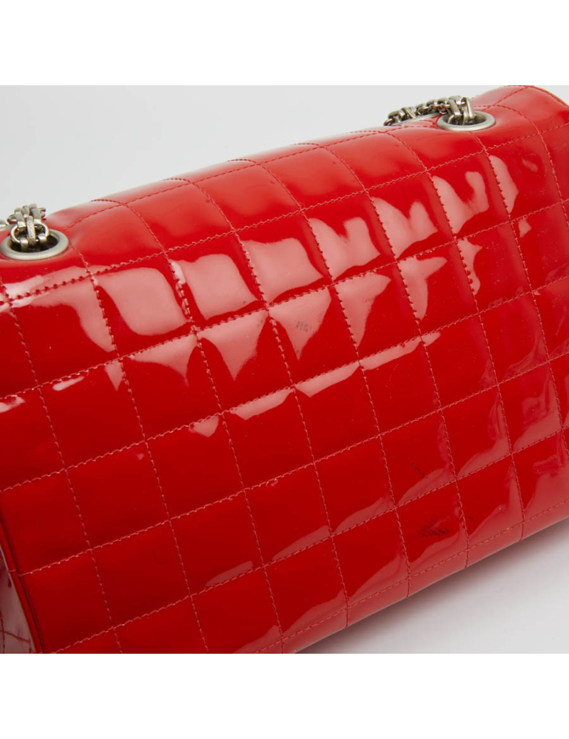 Sac 2.55 CHANEL cuir verni rouge Vintage