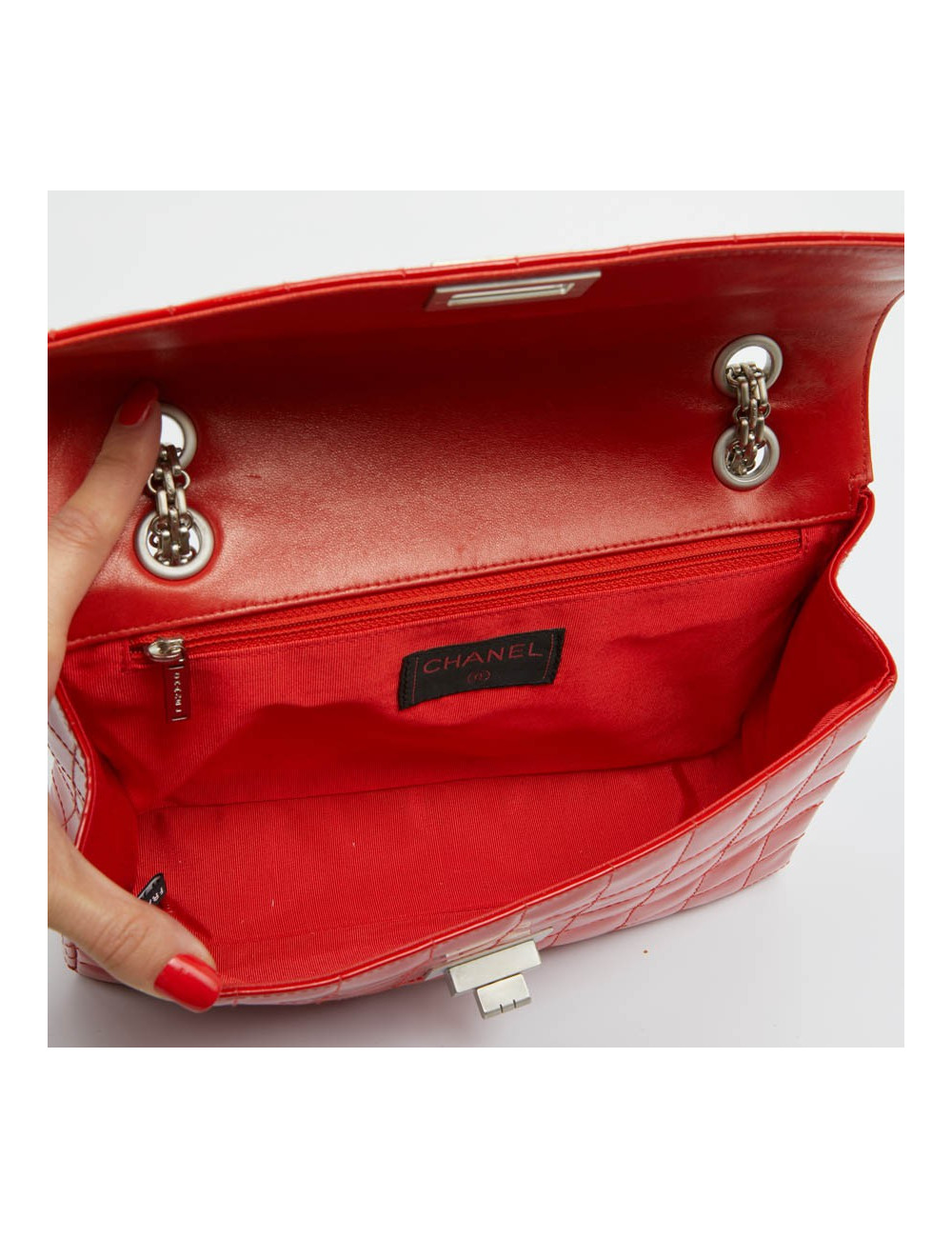 Sac 2.55 CHANEL cuir verni rouge Vintage