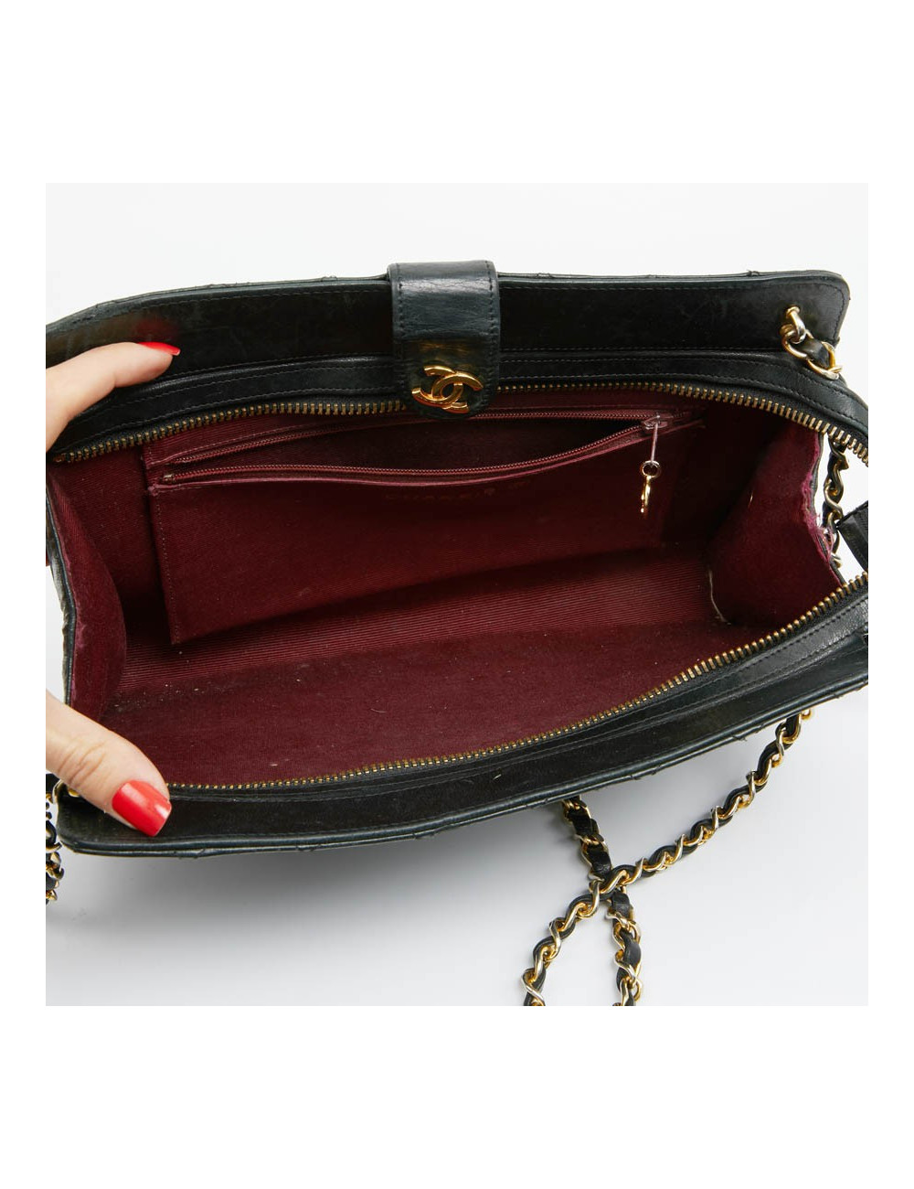 sac CHANEL pochette cuir matelassé noir
