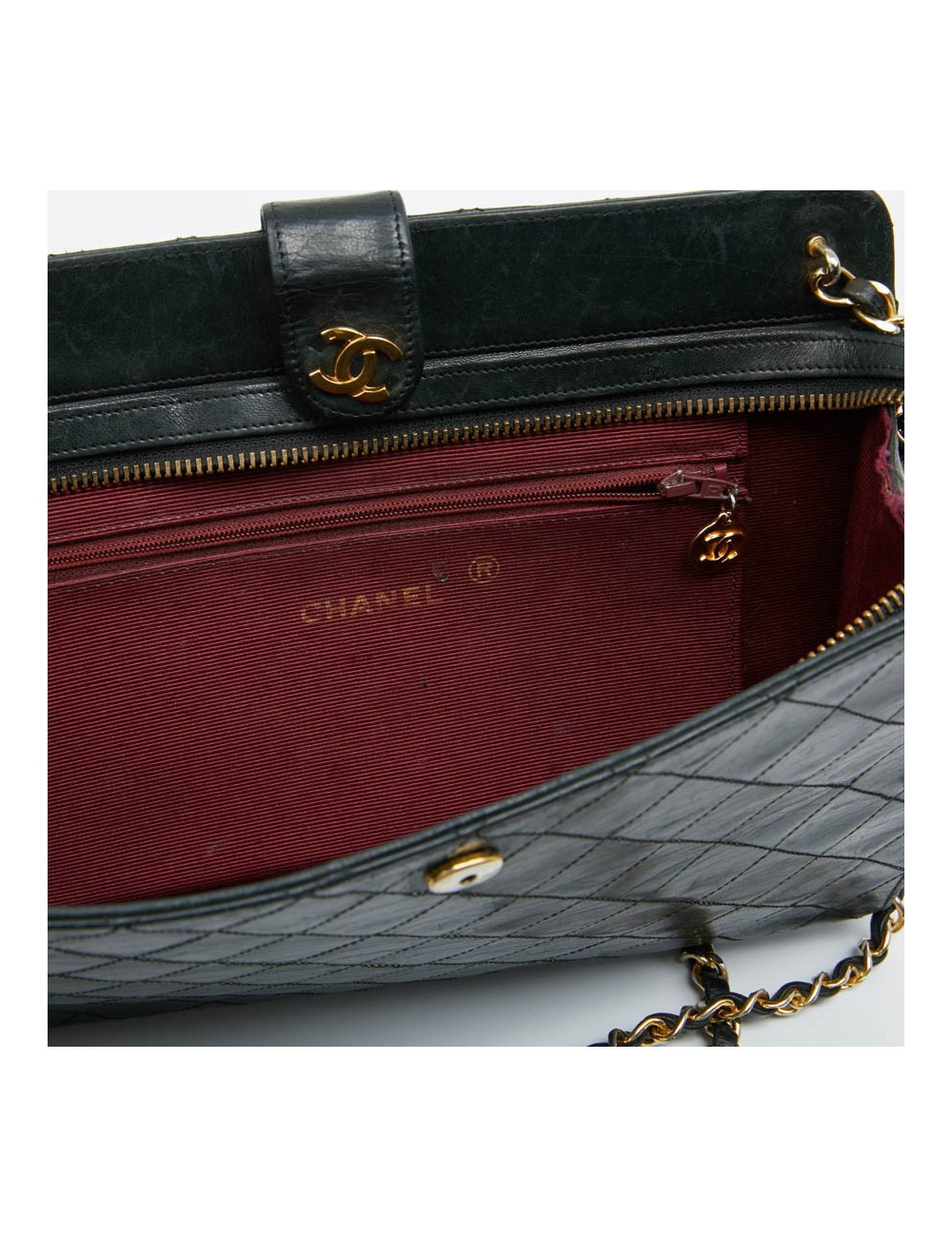 sac CHANEL pochette cuir matelassé noir