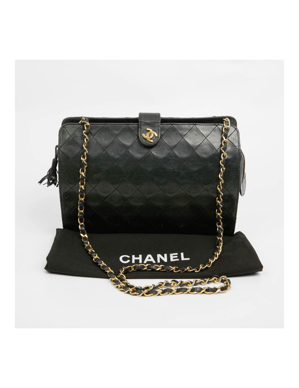 sac CHANEL pochette cuir matelassé noir
