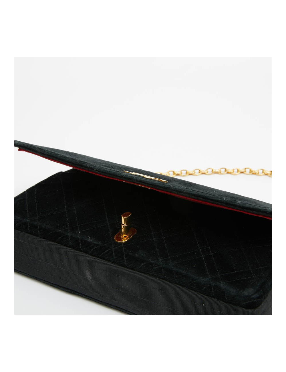 Sac CHANEL à rabat velours noir