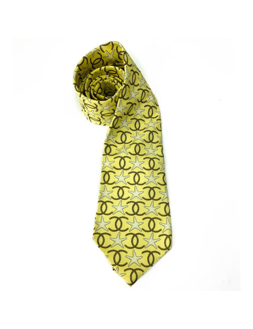 Cravate CHANEL jaune etoile des mer et CC