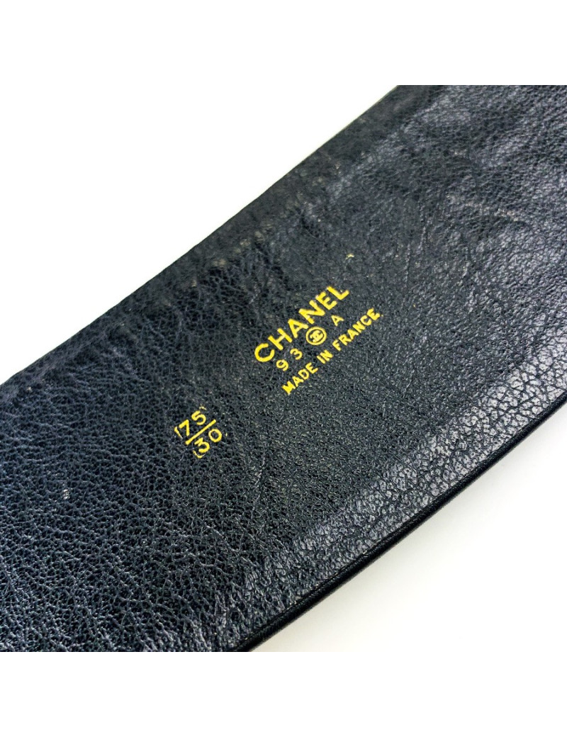 Ceinture CHANEL T 75 cuir noir et CC dorés