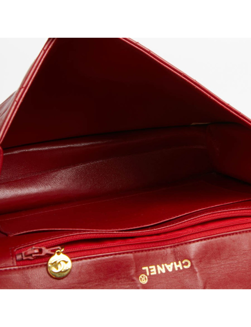 Sac épaule CHANEL cuir d'agneau matelassé rouge
