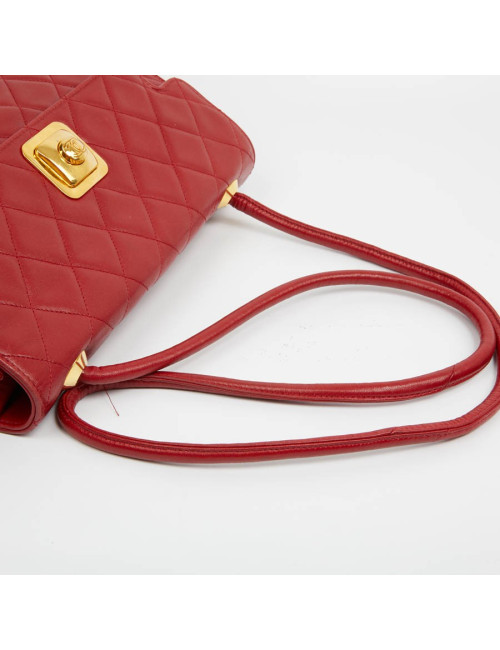 Sac épaule CHANEL cuir d'agneau matelassé rouge