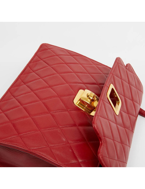 Sac épaule CHANEL cuir d'agneau matelassé rouge