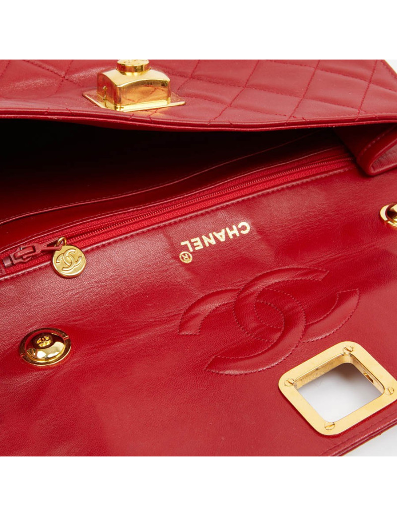 Sac épaule CHANEL cuir d'agneau matelassé rouge