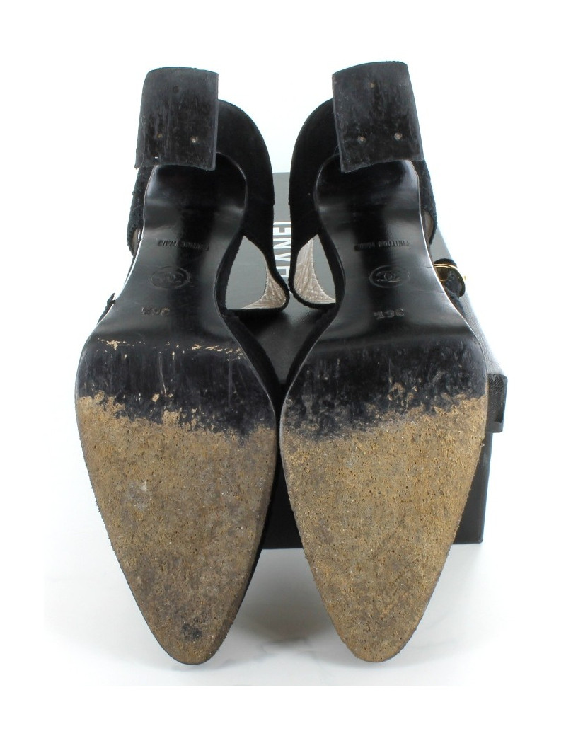 Escarpins CHANEL en veau velours noir T 36,5 