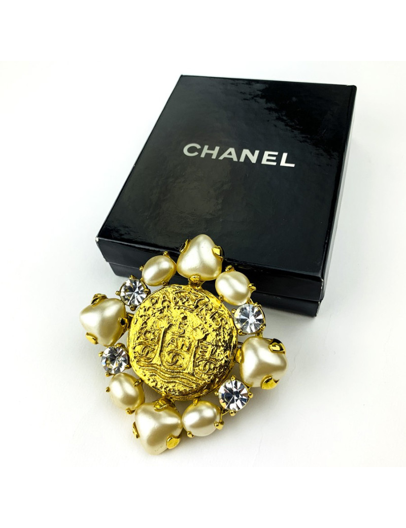 Broche CHANEL perles et brllants Swarovski
