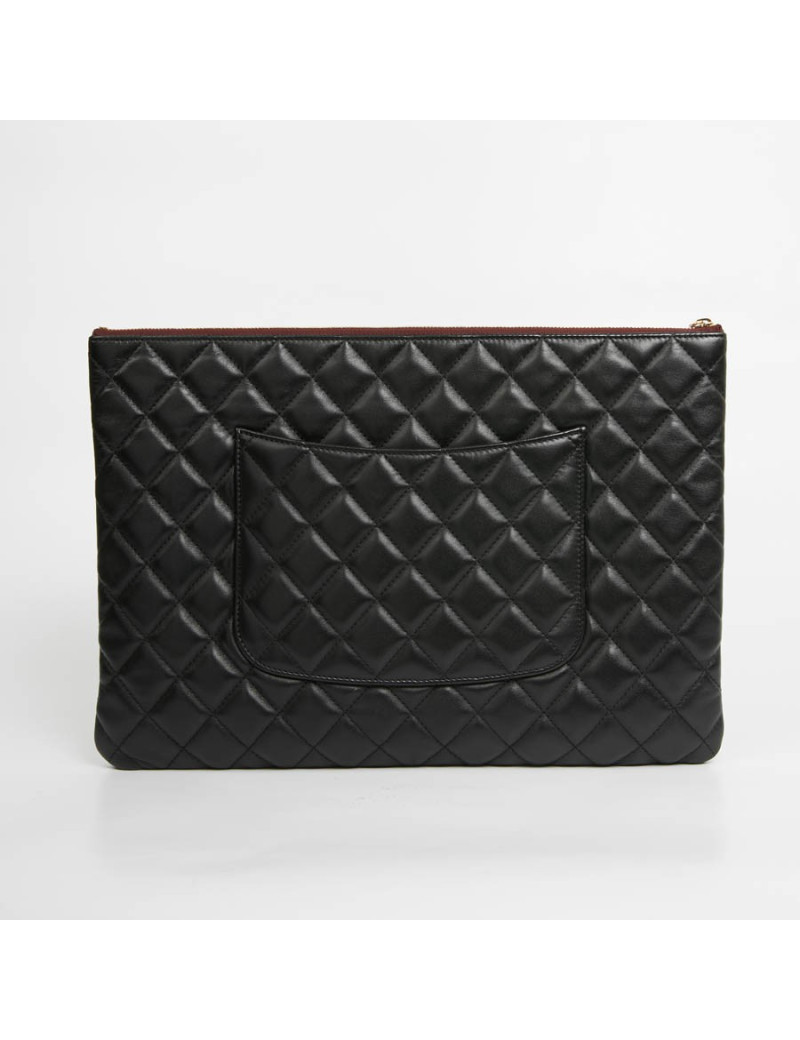 Porte documents CHANEL cuir d'agneau matelassé noir