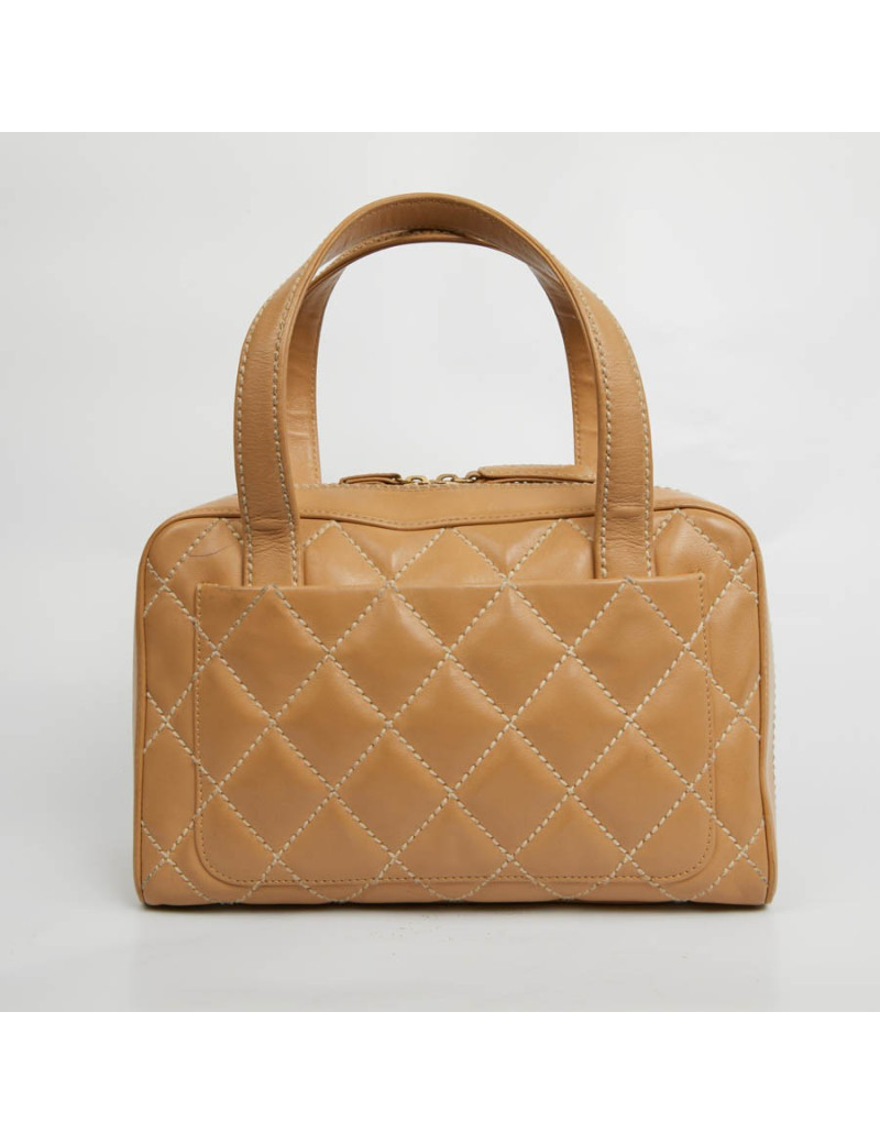 Cabas CHANEL beige cuir matelassé