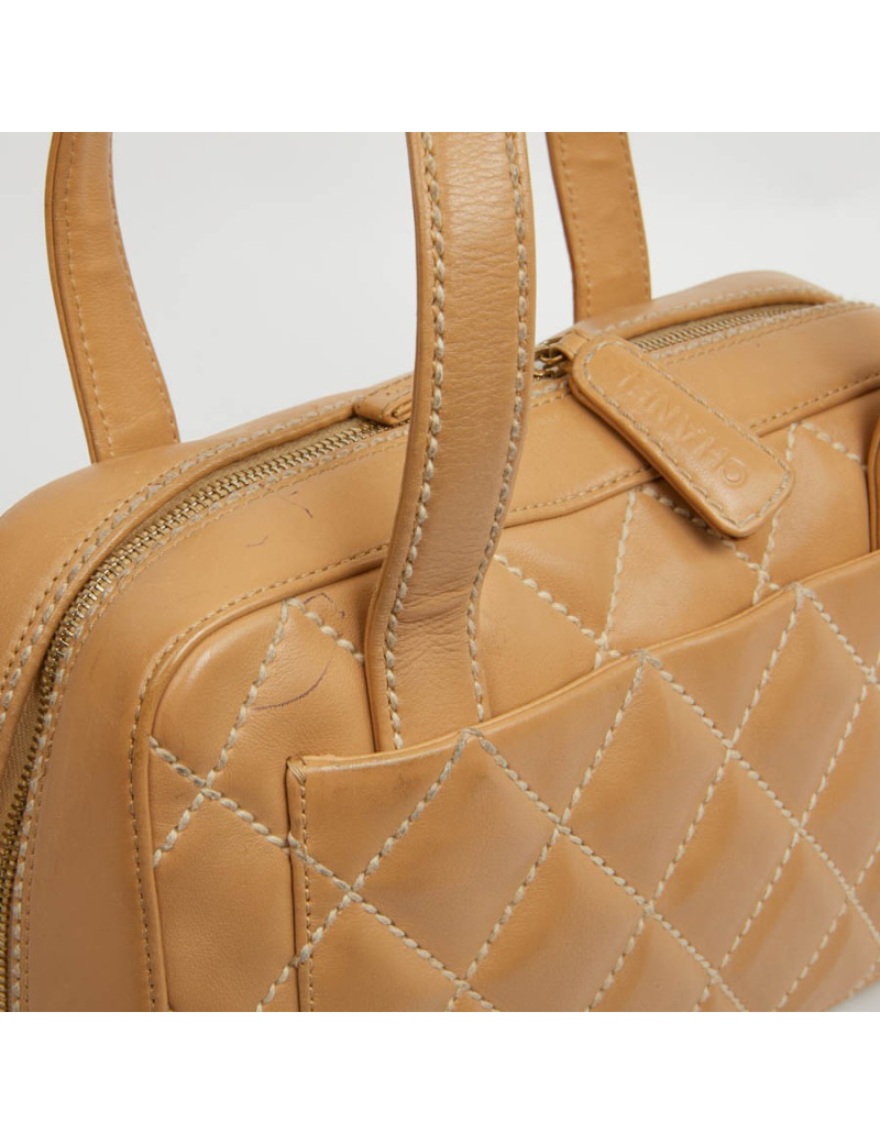 Cabas CHANEL beige cuir matelassé