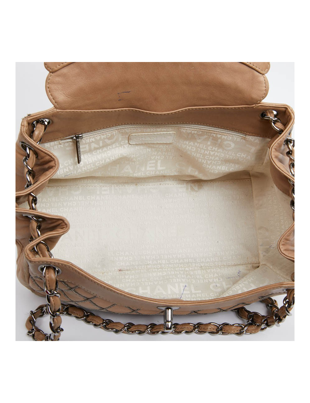 Sac CHANEL cuir d'agneau beige et chaine ruthénium