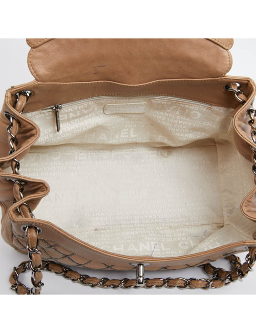 Sac CHANEL cuir d'agneau beige et chaine ruthénium
