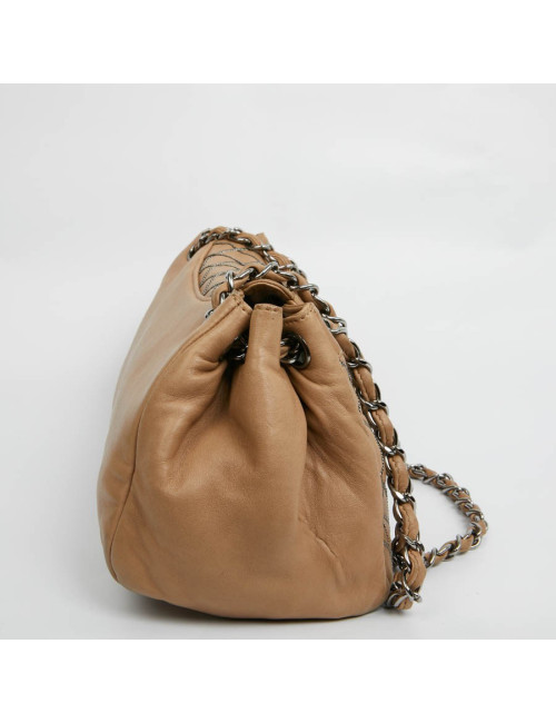 Sac CHANEL cuir d'agneau beige et chaine ruthénium