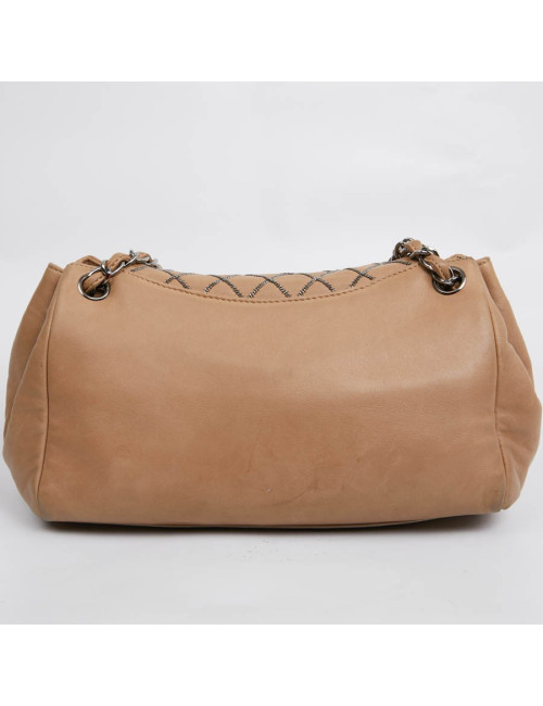 Sac CHANEL cuir d'agneau beige et chaine ruthénium