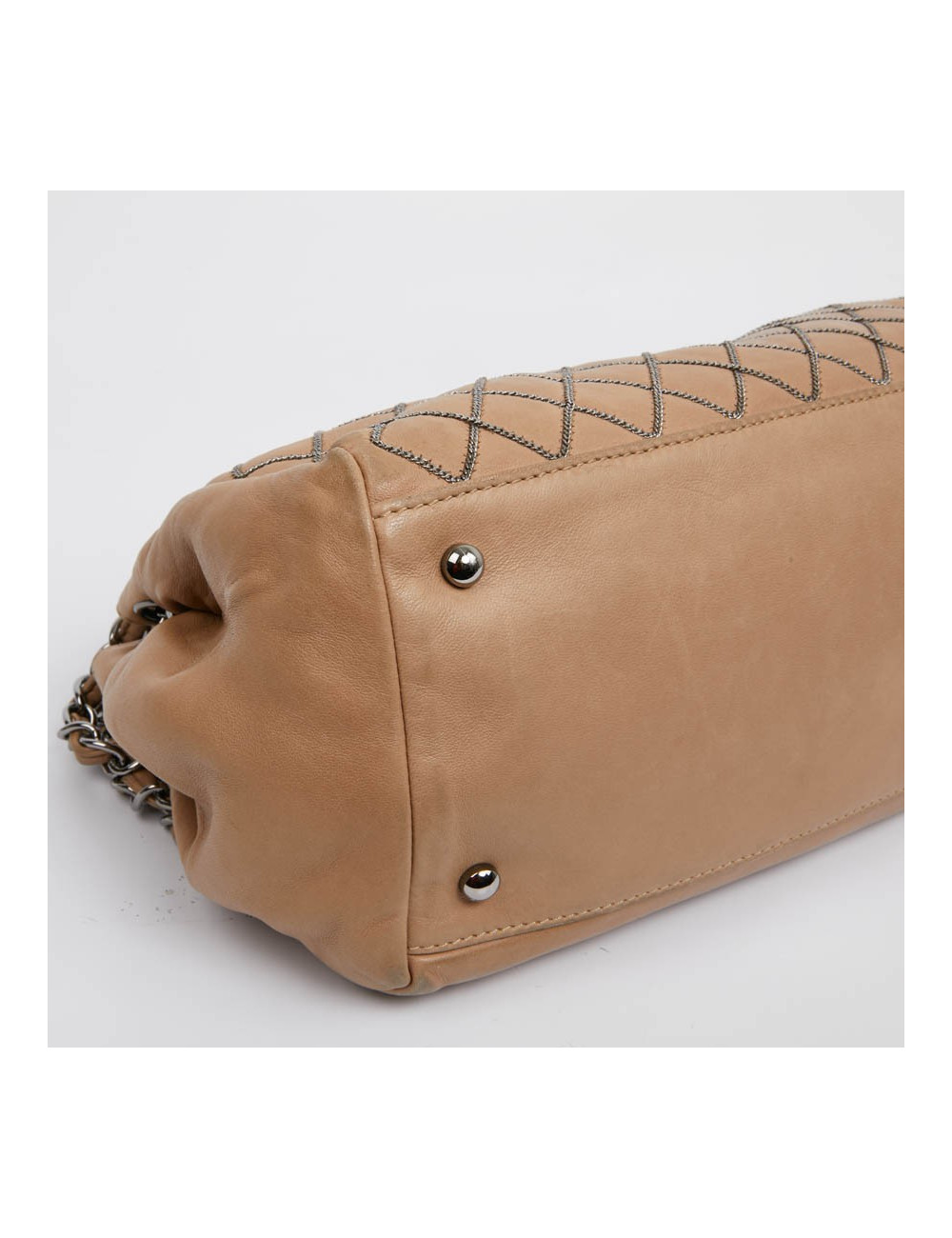 Sac CHANEL cuir d'agneau beige et chaine ruthénium