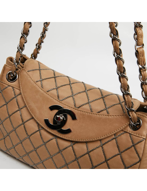 Sac CHANEL cuir d'agneau beige et chaine ruthénium