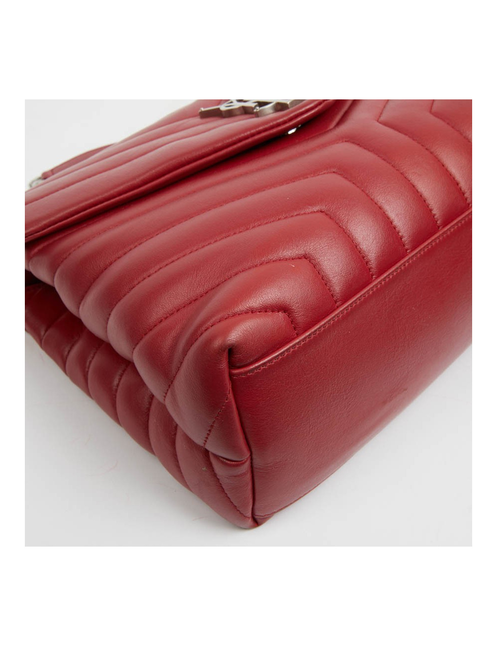 Sac YSL Loulou SAINT LAURENT cuir chevrons rouge