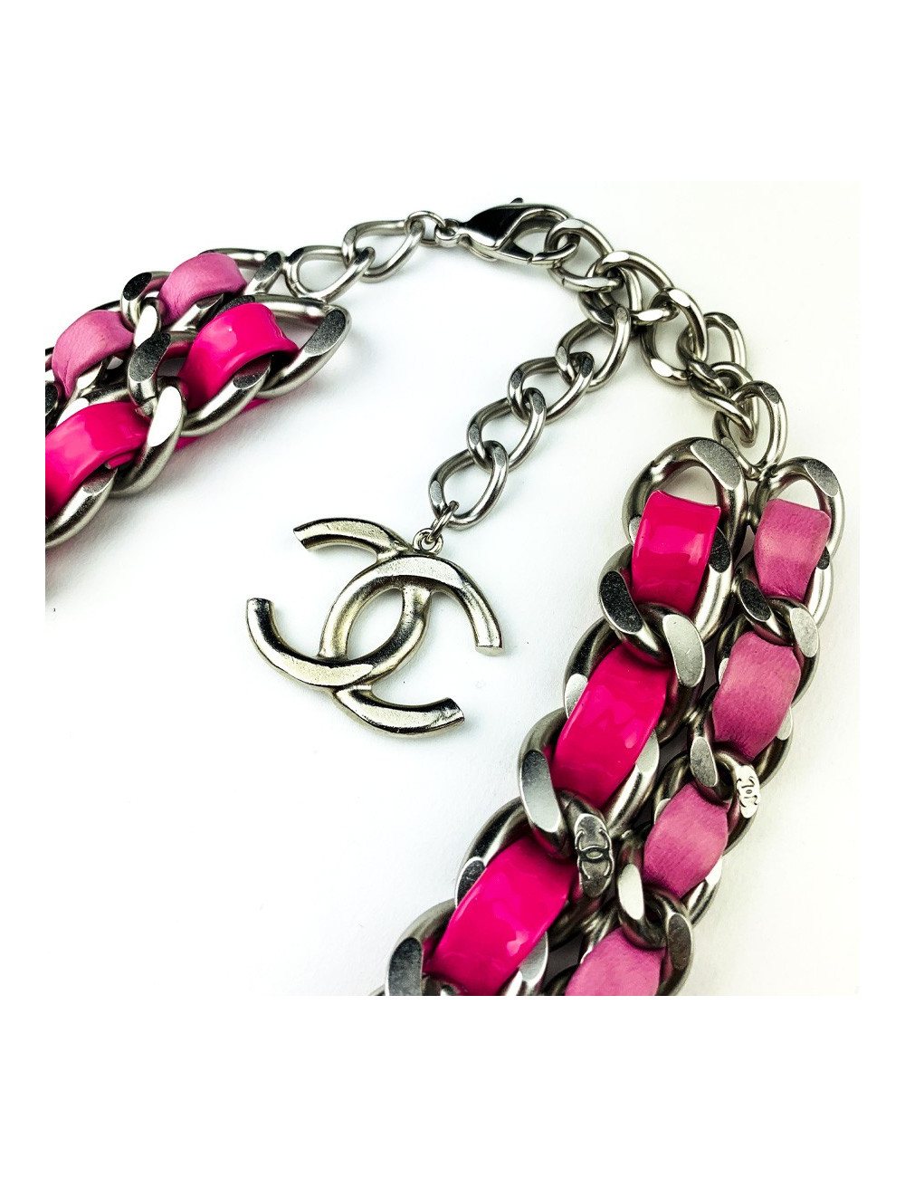 Ras de cou CHANEL chaine entrelacée de cuir rose