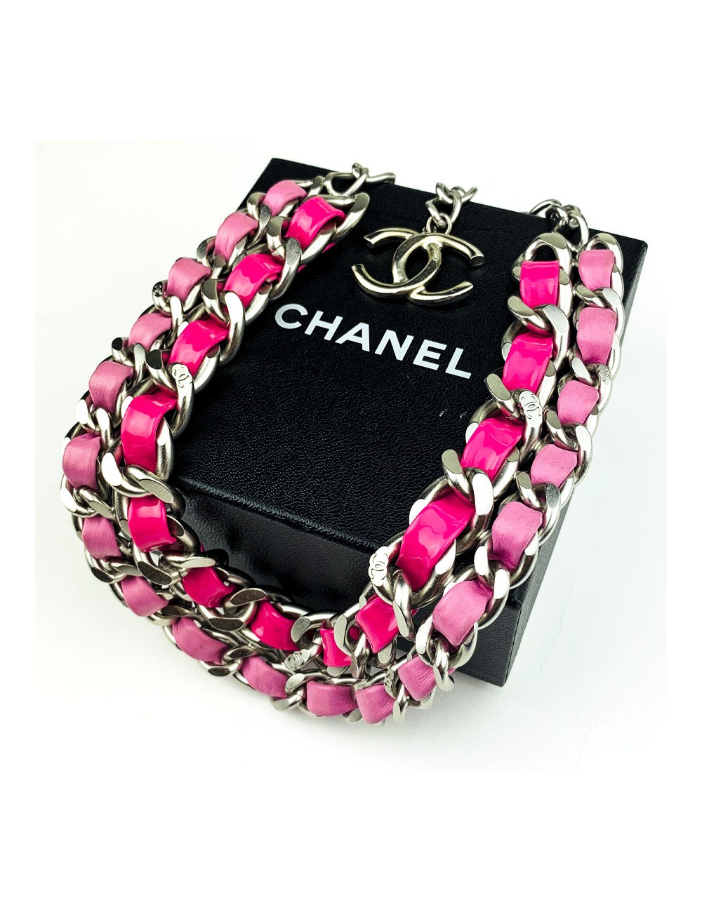 Ras de cou CHANEL chaine entrelacée de cuir rose