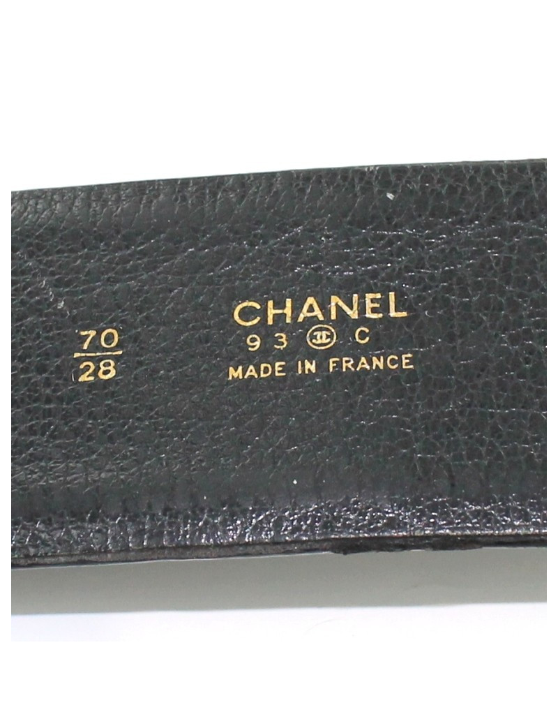 Ceinture CHANEL en cuir noir boucle carrée dorée