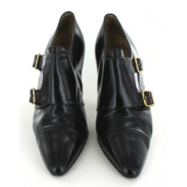T 37 black leather GUCCI booties