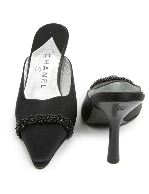 Sandales CHANEL T39 neuves noires bout perles