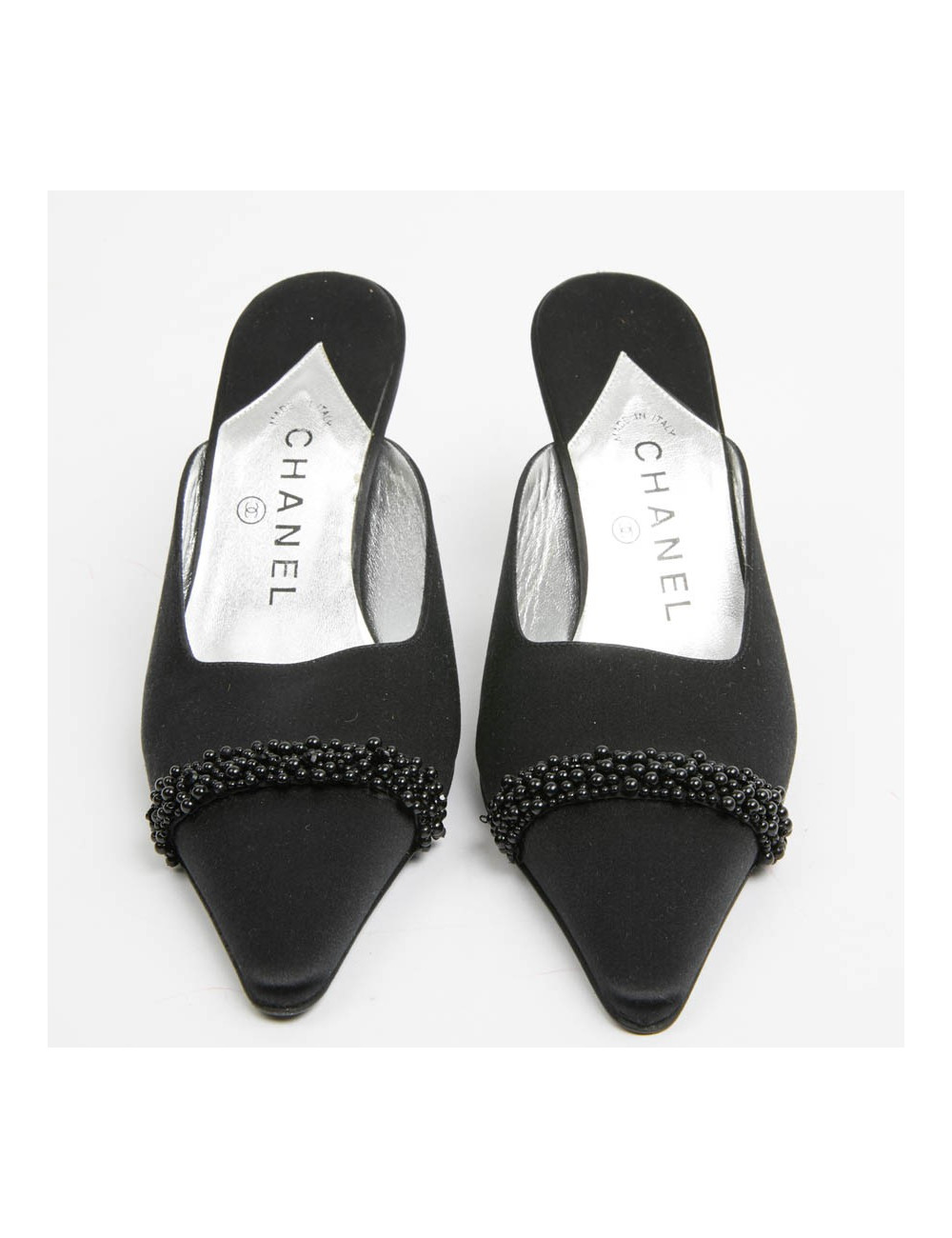 Sandales CHANEL T39 neuves noires bout perles