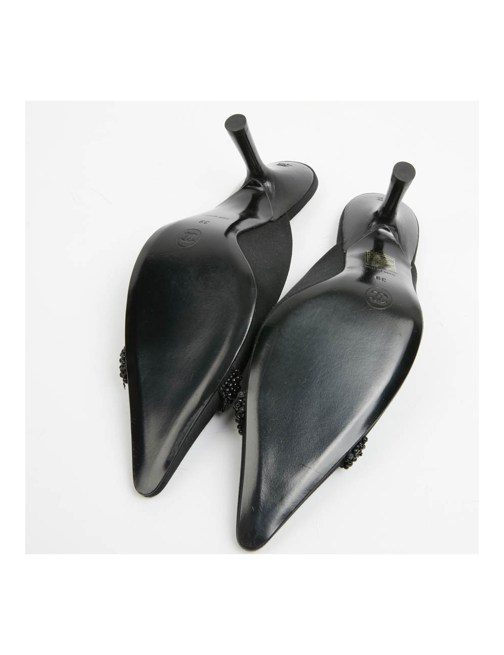 Sandales CHANEL T39 neuves noires bout perles