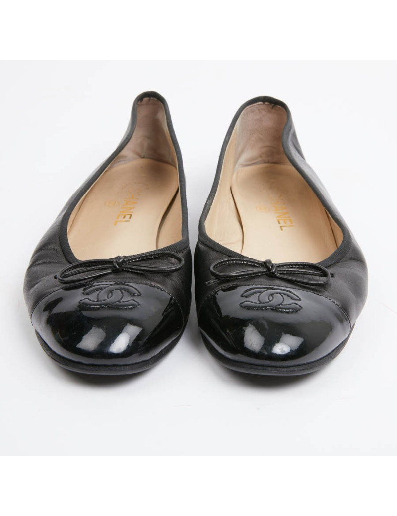 Ballerines T 40,5 CHANEL cuir noir