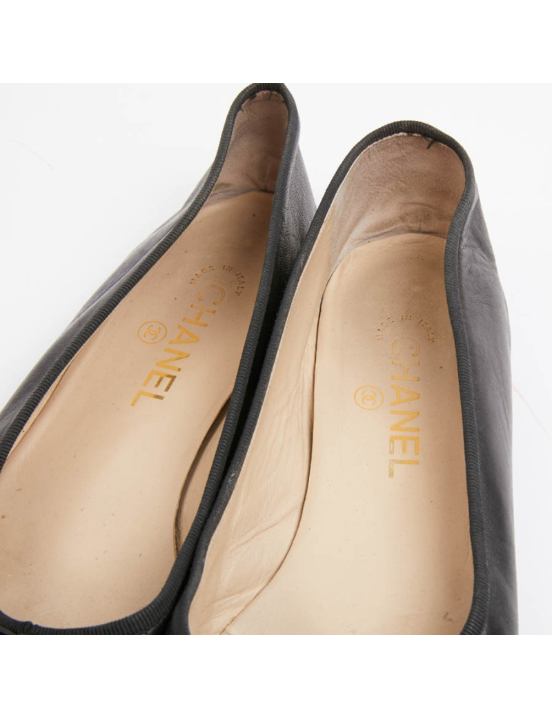 T 40,5 Ballerines CHANEL cuir noir