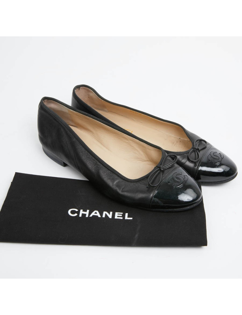T 40,5 Ballerines CHANEL cuir noir