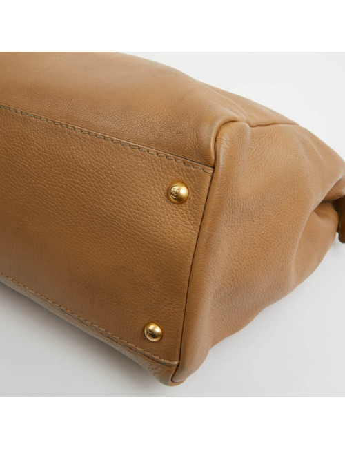 Peekaboo FENDI GM cuir grainé gold