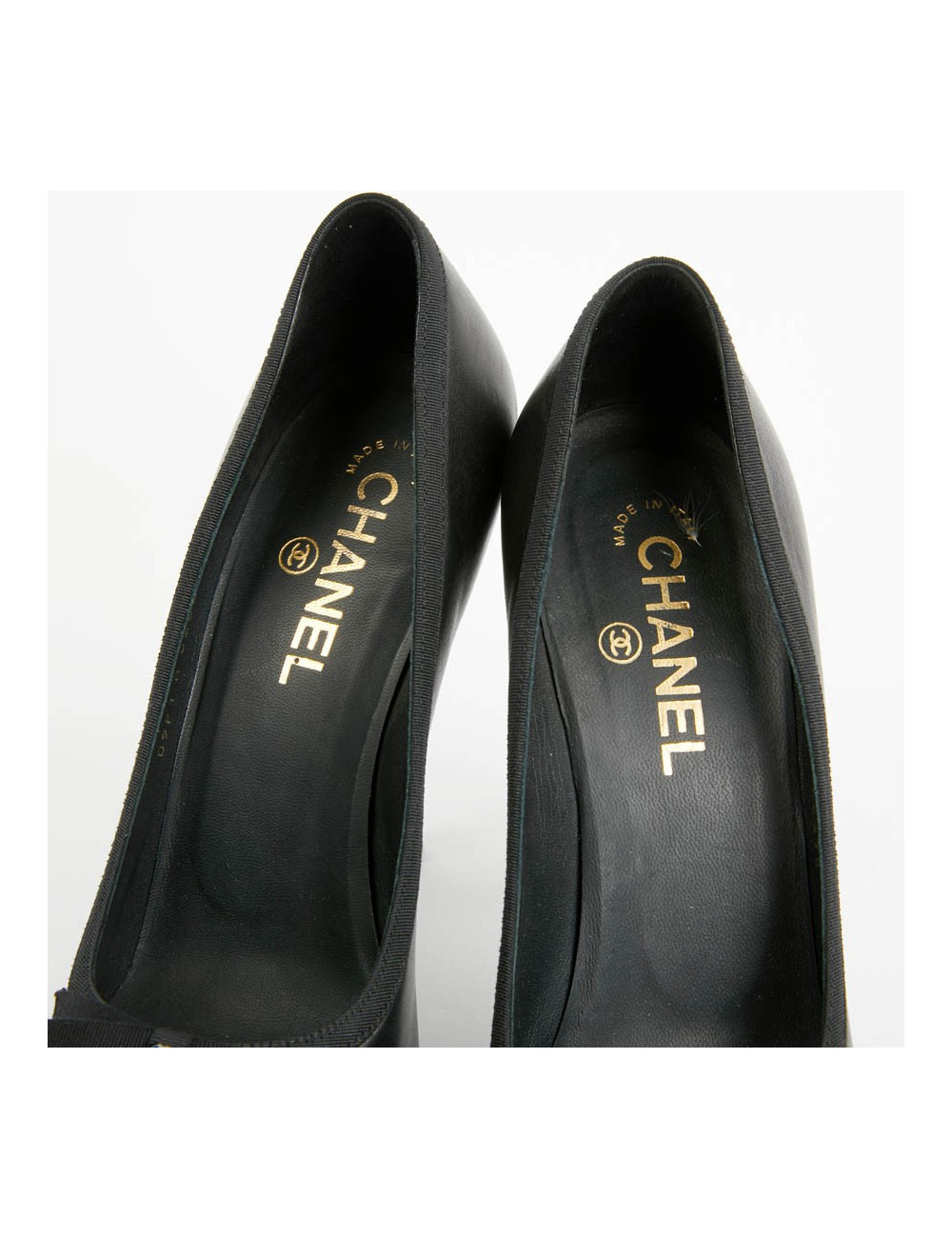 Escarpins CHANEL noir T39.5 bout ouvert