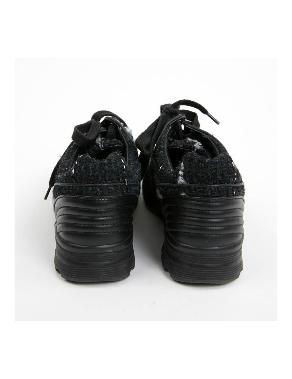 Sneakers CHANEL T39 tweed bleu et noir