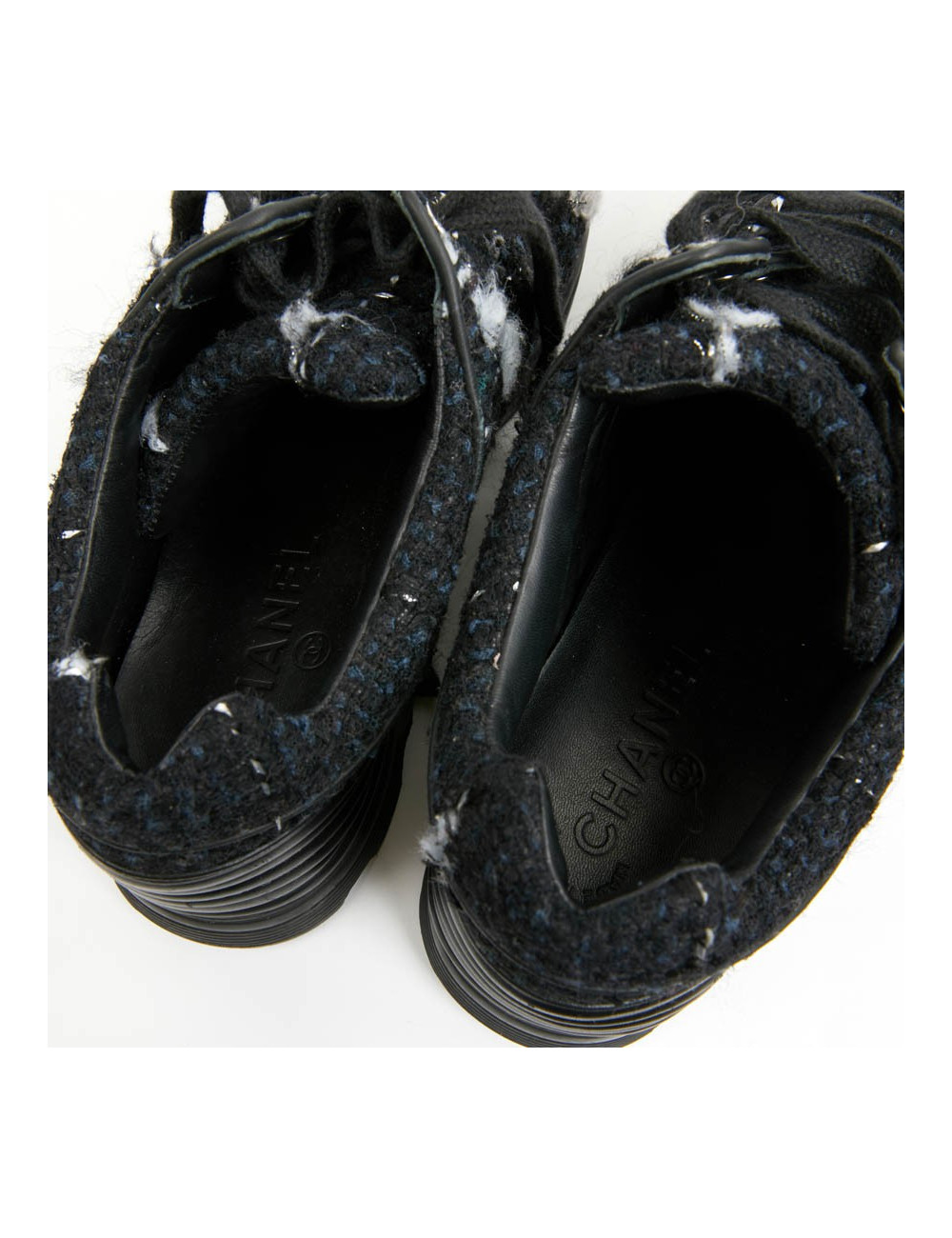 Sneakers CHANEL T39 tweed bleu et noir