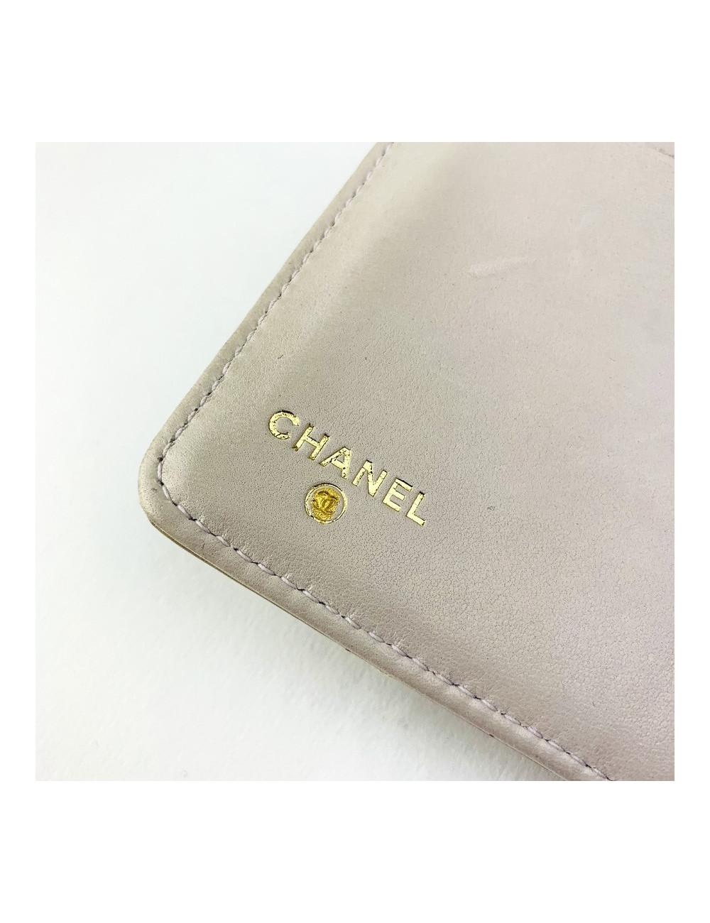 Portefeuille Chanel doré