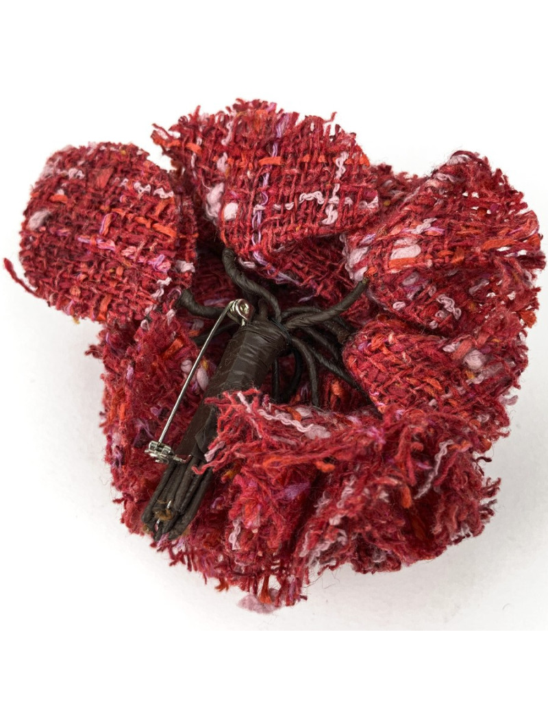 Broche camélia CHANEL