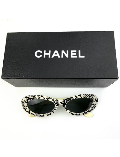 Lunettes de soleil ovale vintage CHANEL 