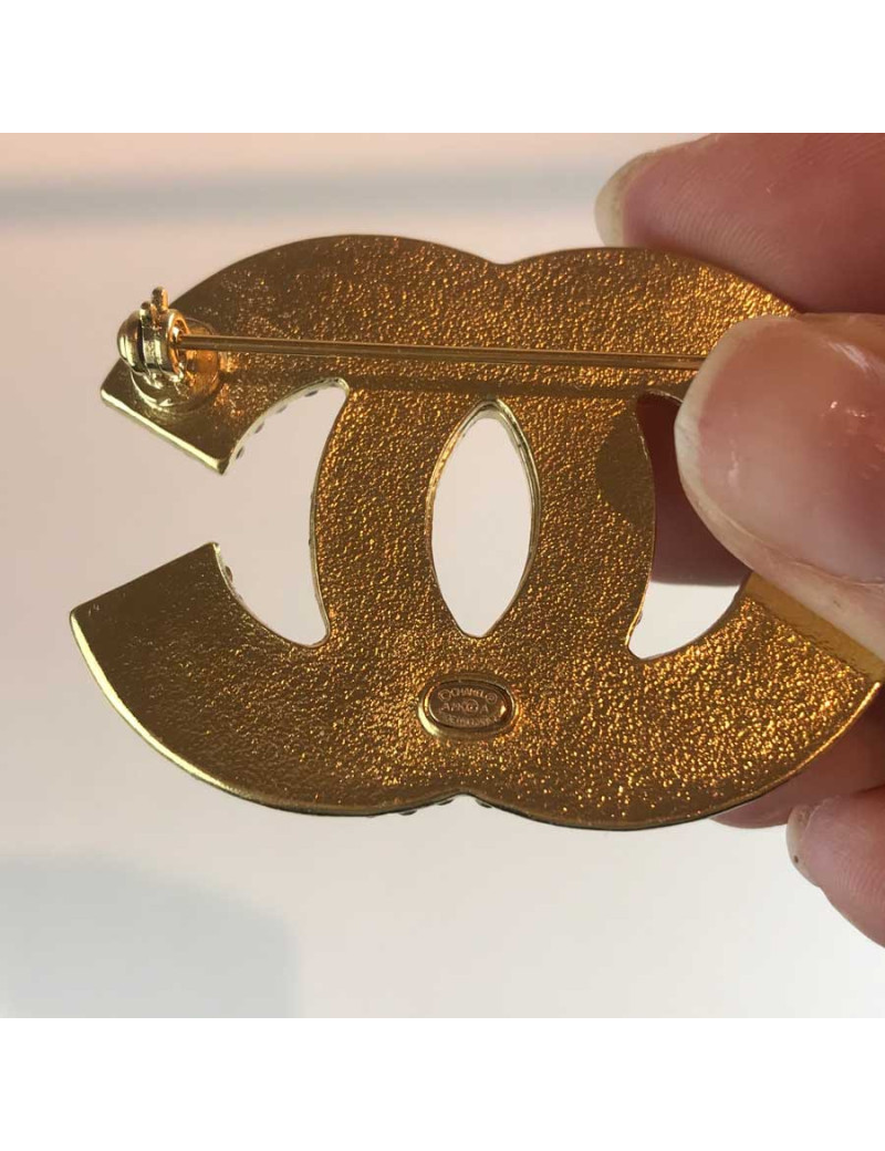 Broche CHANEL EGYPTE  dorée multicolore