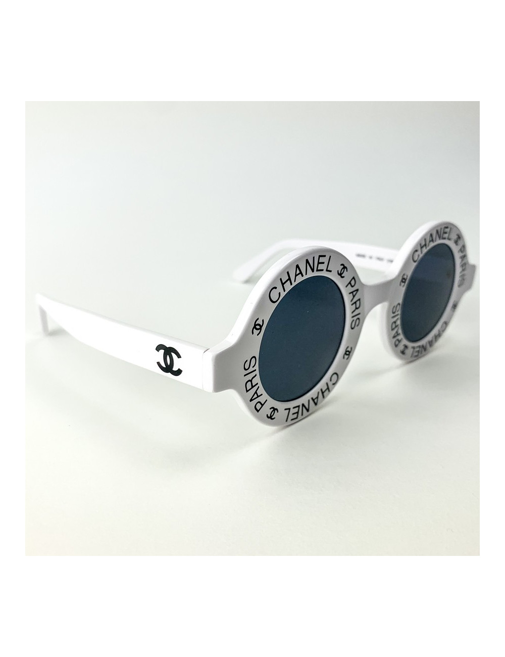 Lunettes de soleil CHANEL "C H A N E L. P A R I S CC "